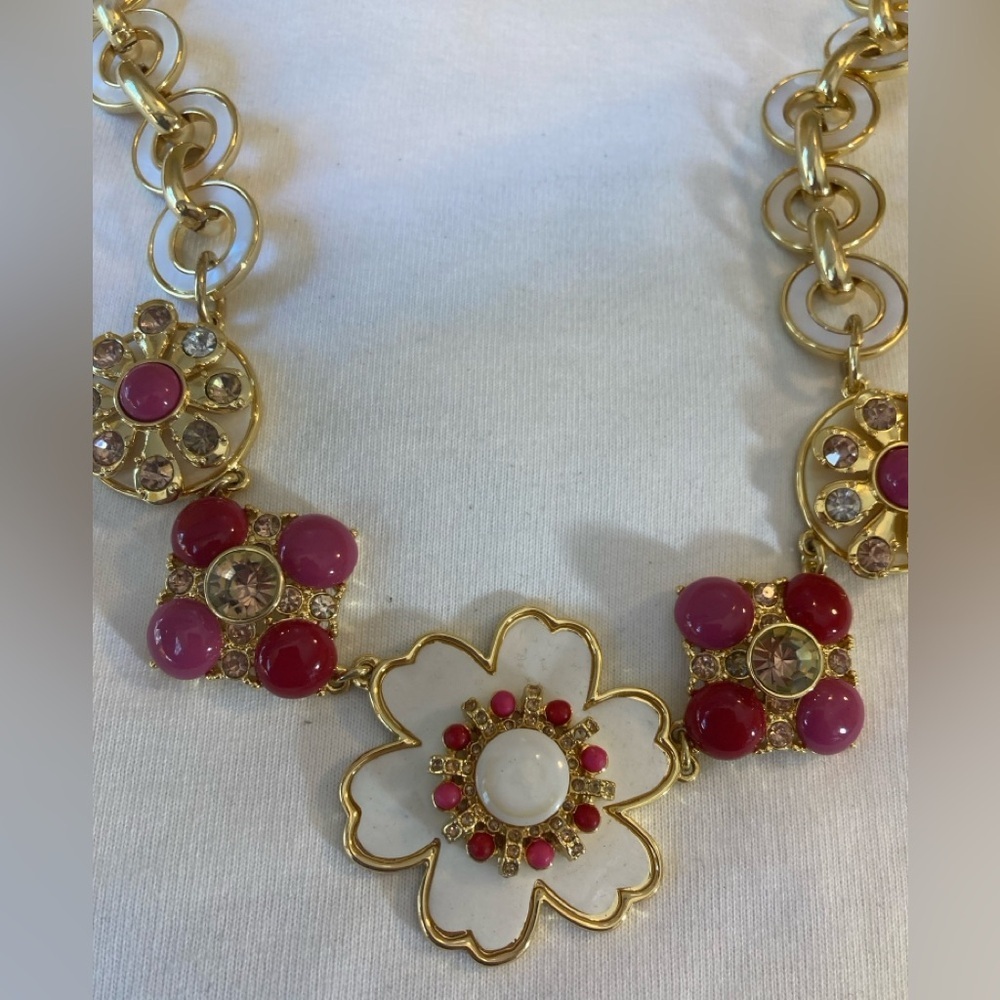 Talbots Pink and Cream Floral Garden Bib Statement Inspiration Necklace